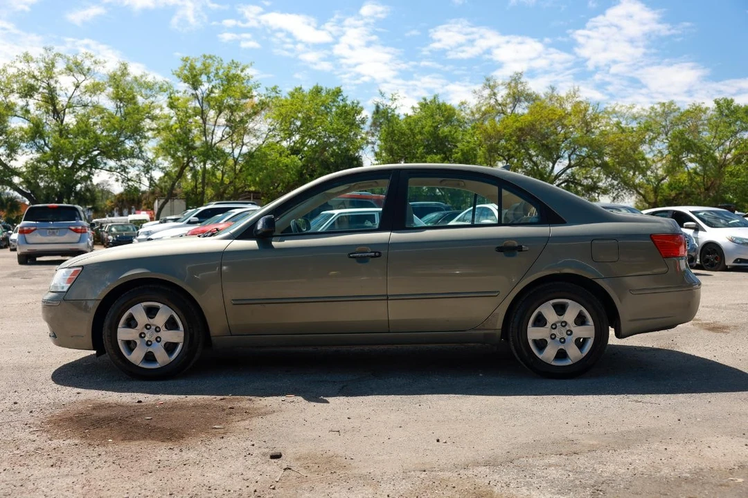 2009 Hyundai Sonata - Image 3 of 21