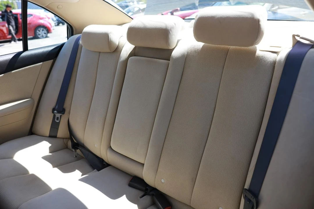 2009 Hyundai Sonata - Image 8 of 21