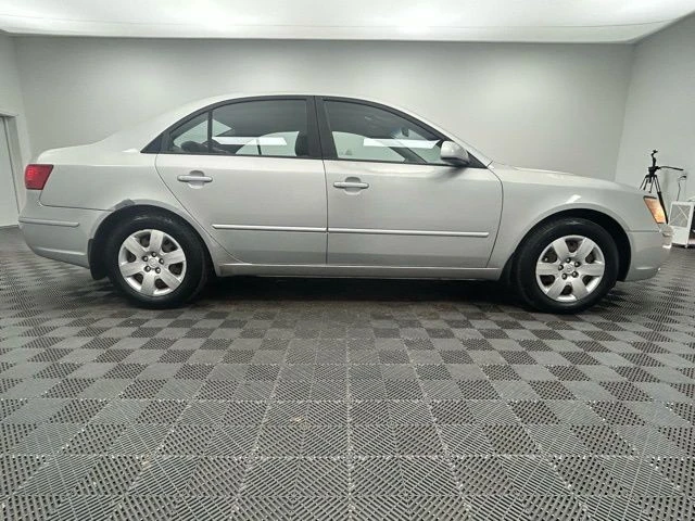 2009 Hyundai Sonata - Image 6 of 12