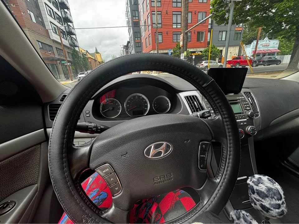 2009 Hyundai Sonata - Image 10 of 14