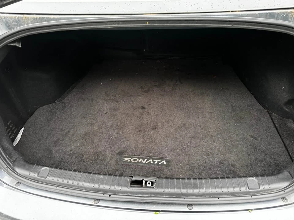 2009 Hyundai Sonata - Image 6 of 9