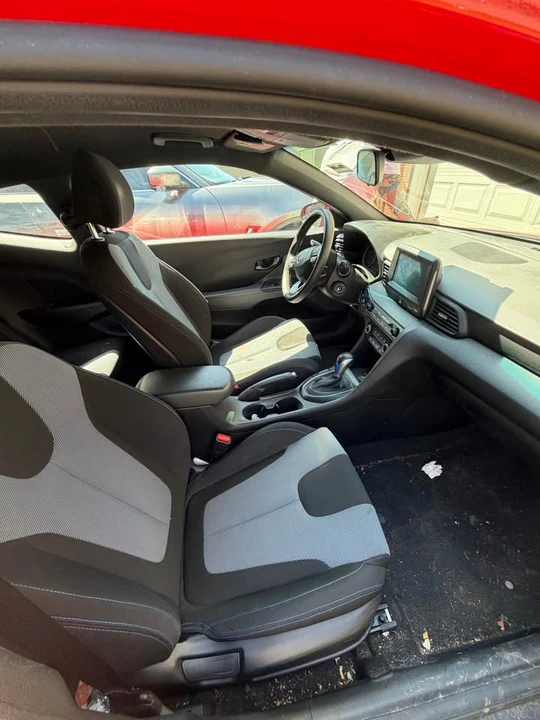 2009 Hyundai Veloster - Image 7 of 12