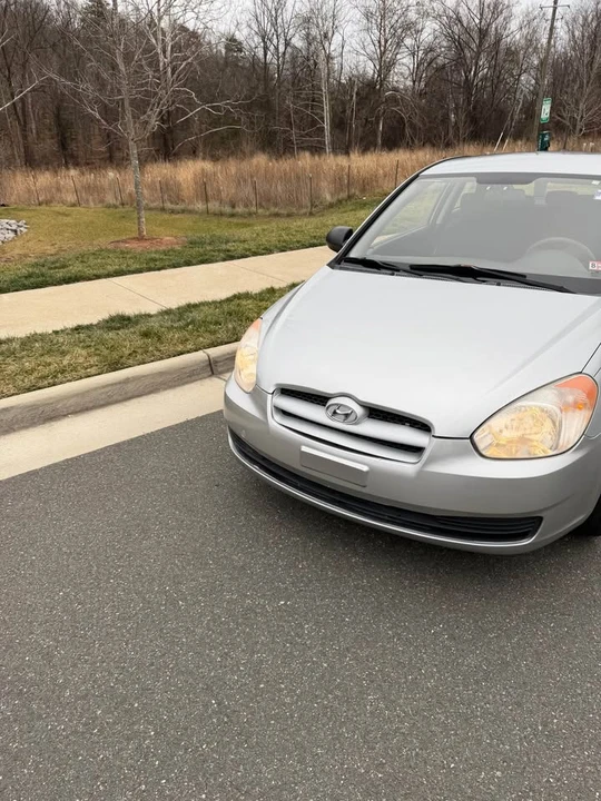 2009 Hyundai Accent - Image 17 of 17