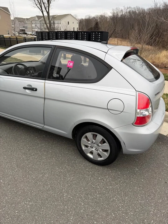2009 Hyundai Accent - Image 12 of 17