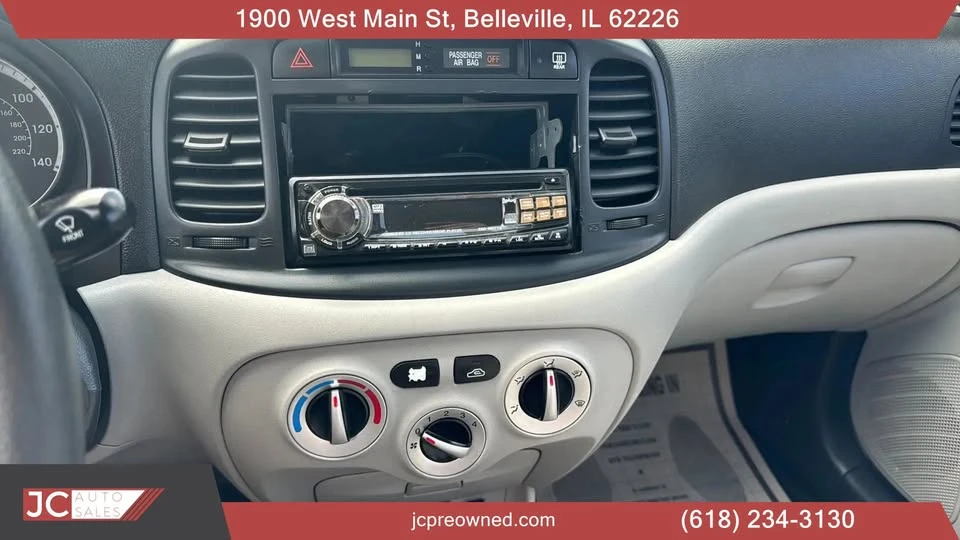 2009 Hyundai Accent - Image 15 of 15