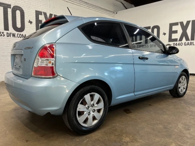 2009 Hyundai Accent - Image 4 of 5