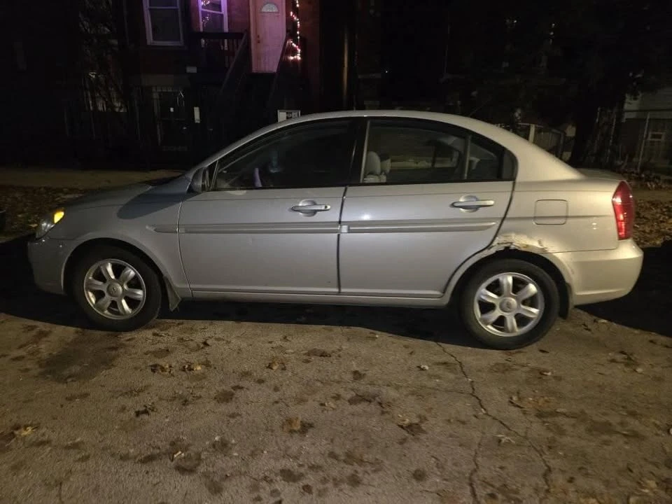 2009 Hyundai Accent - Image 5 of 6