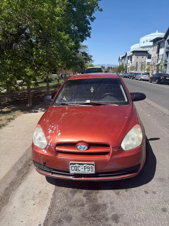 2009 Hyundai Accent - Image 2 of 4