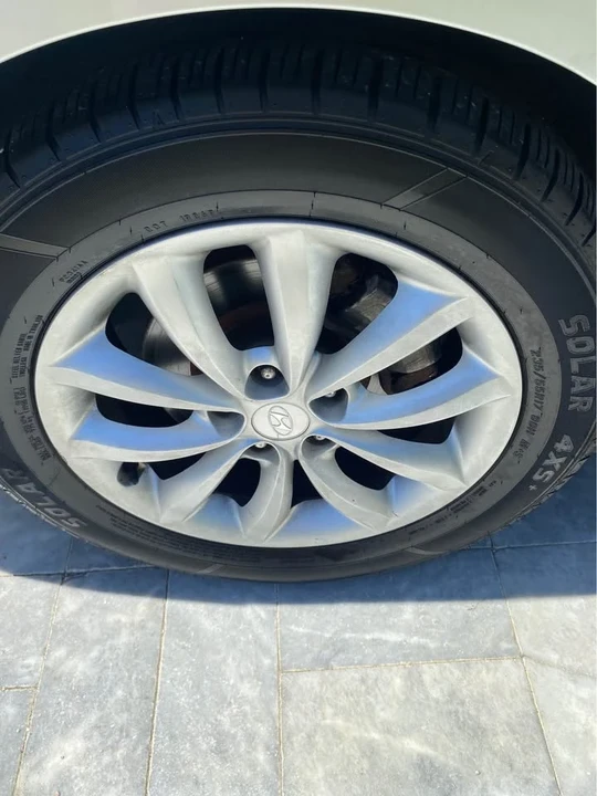 2009 Hyundai Azera - Image 16 of 17