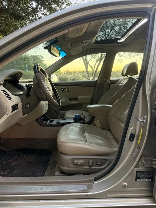 2009 Hyundai Azera - Image 3 of 6