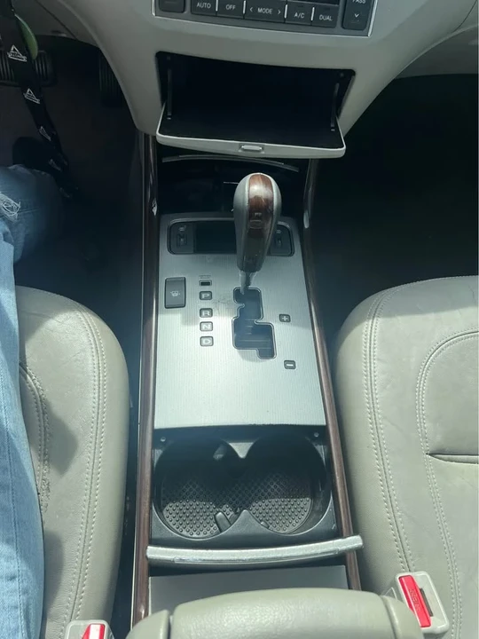 2009 Hyundai Azera - Image 18 of 19