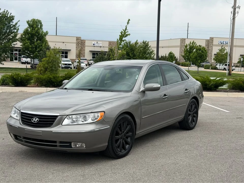 2009 Hyundai Azera - Image 3 of 20