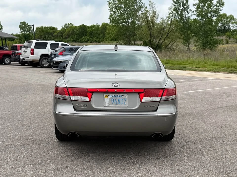 2009 Hyundai Azera - Image 5 of 20