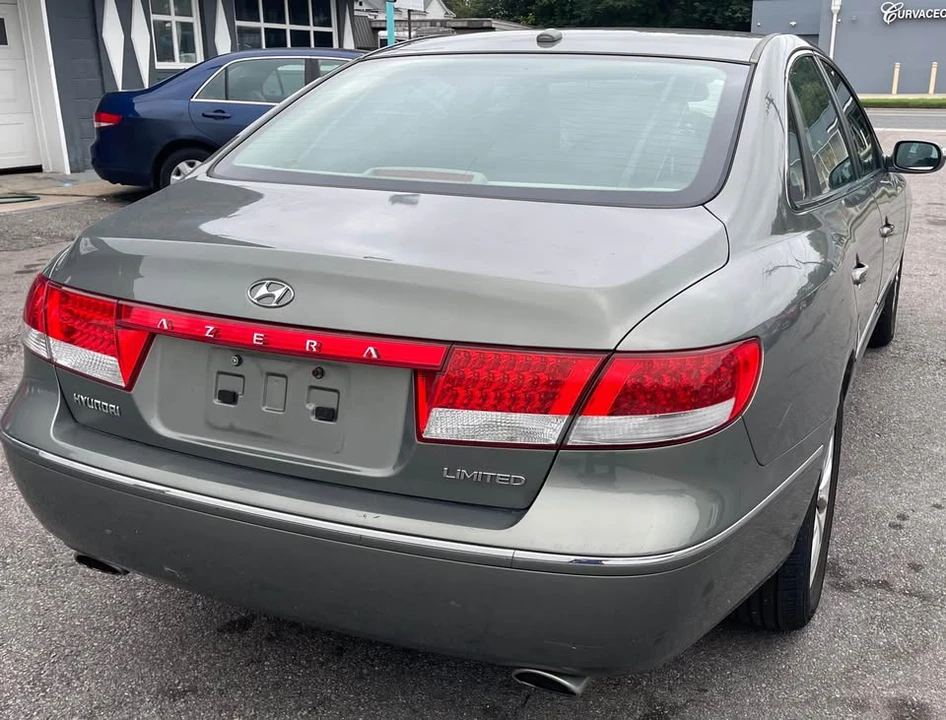 2009 Hyundai Azera - Image 9 of 20
