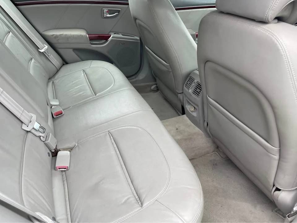 2009 Hyundai Azera - Image 18 of 20