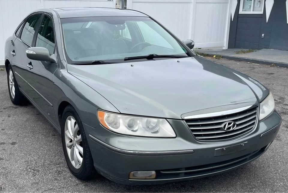2009 Hyundai Azera - Image 2 of 20