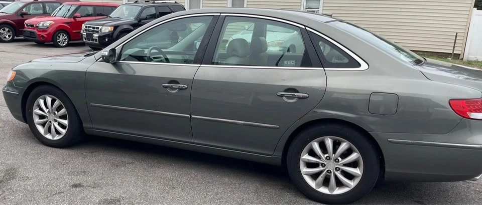 2009 Hyundai Azera - Image 7 of 20