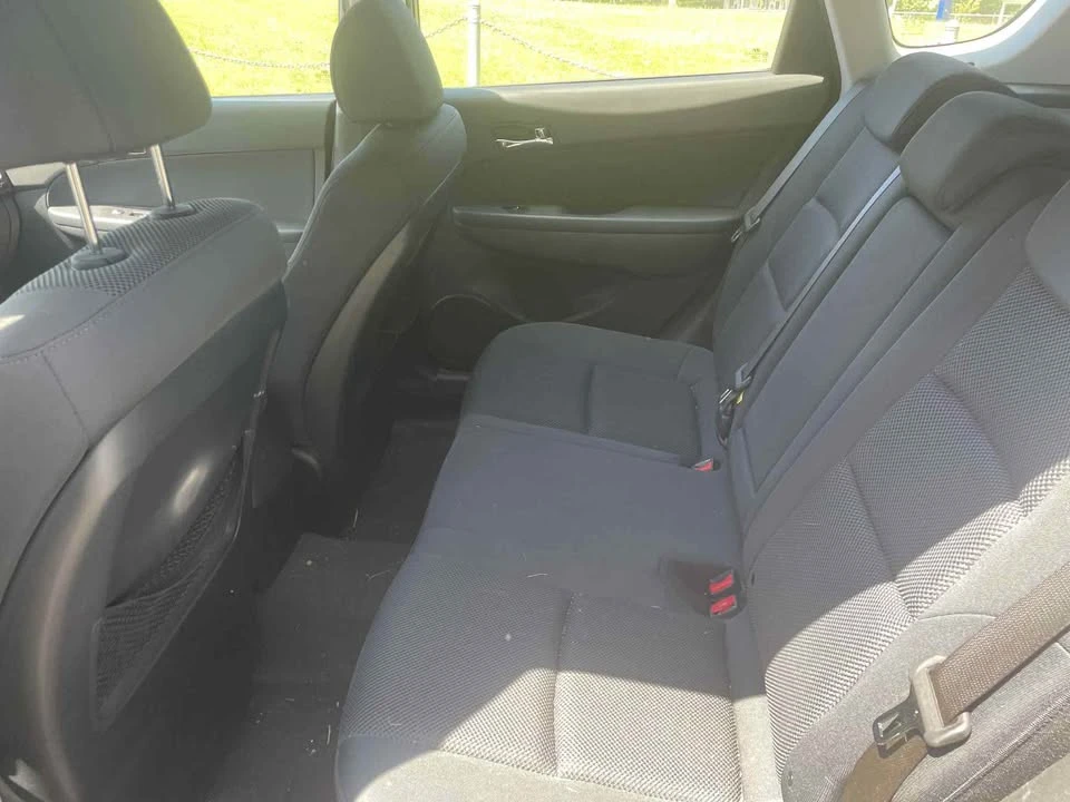 2009 Hyundai Elantra - Image 4 of 6