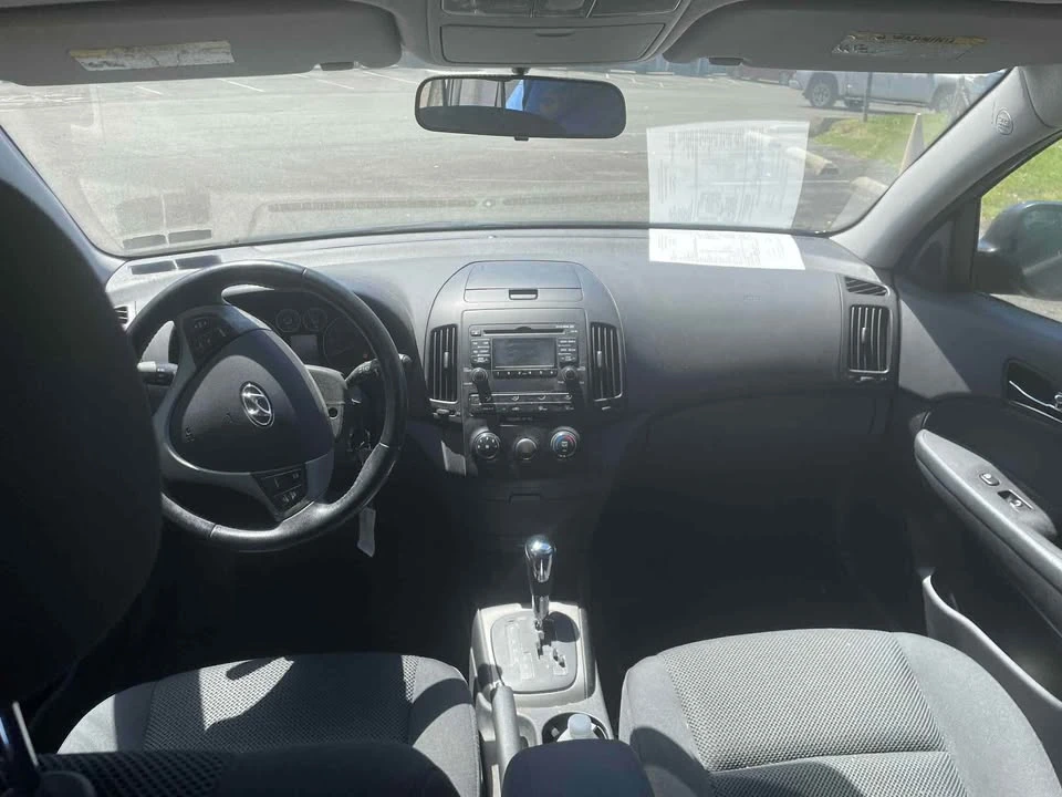2009 Hyundai Elantra - Image 5 of 6