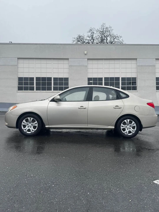 2009 Hyundai Elantra - Image 7 of 15