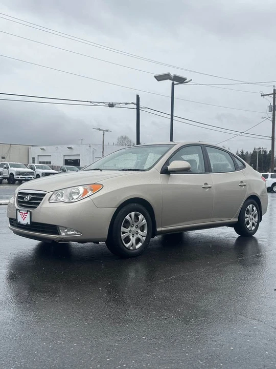 2009 Hyundai Elantra - Image 2 of 15