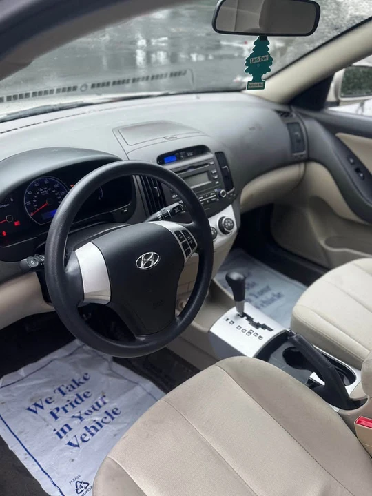 2009 Hyundai Elantra - Image 9 of 15