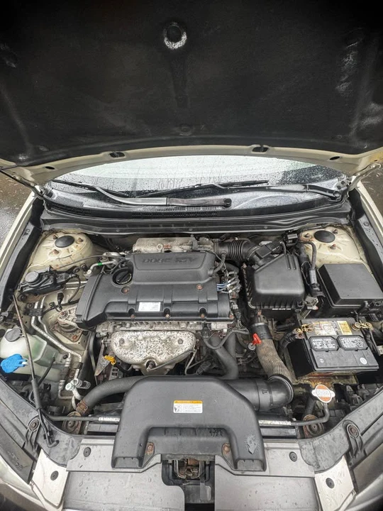 2009 Hyundai Elantra - Image 12 of 15