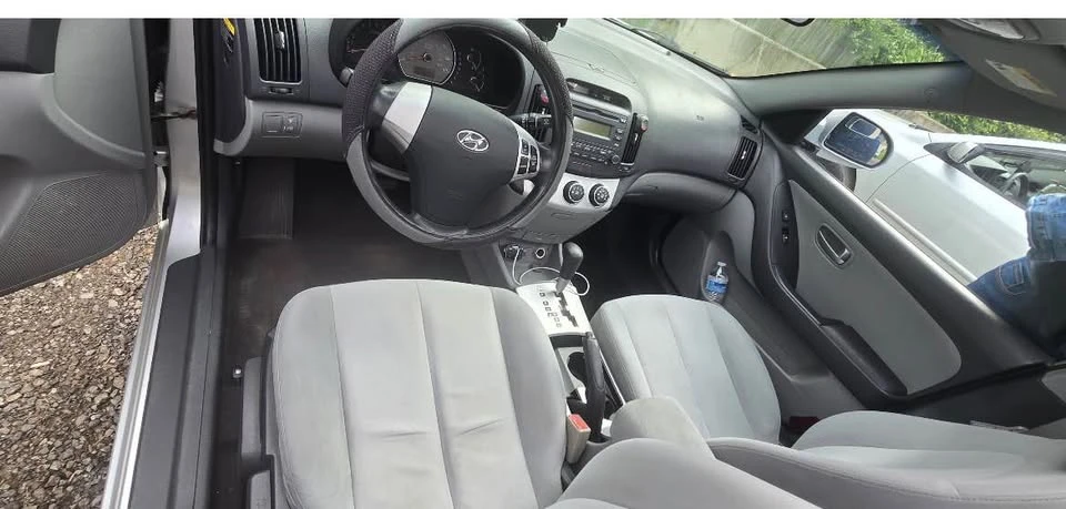 2009 Hyundai Elantra - Image 6 of 7
