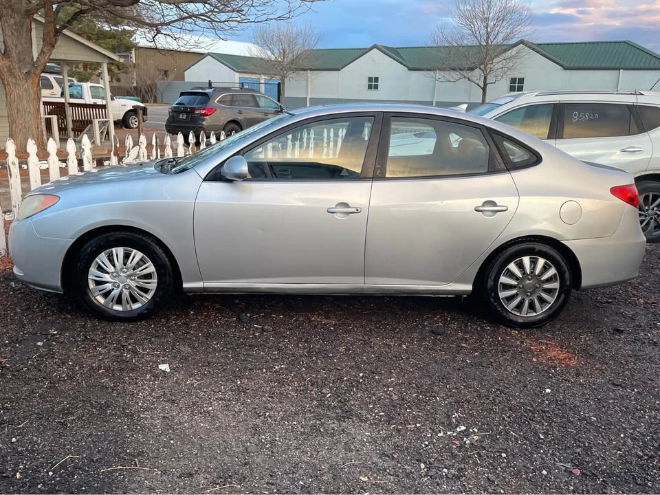 2009 Hyundai Elantra - Image 5 of 6