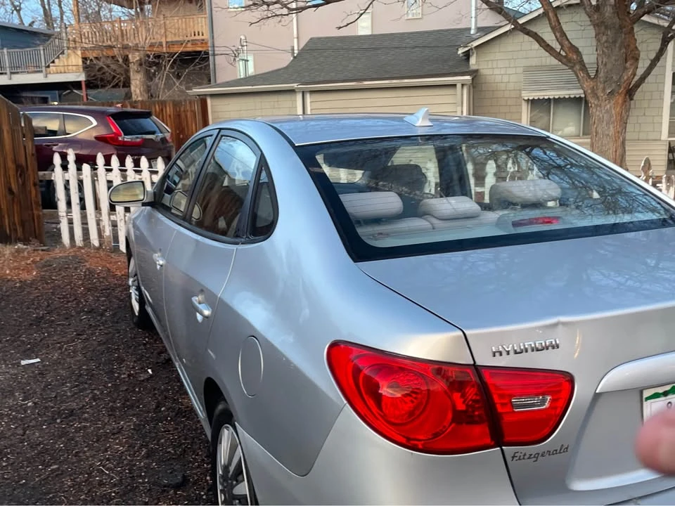 2009 Hyundai Elantra - Image 4 of 6