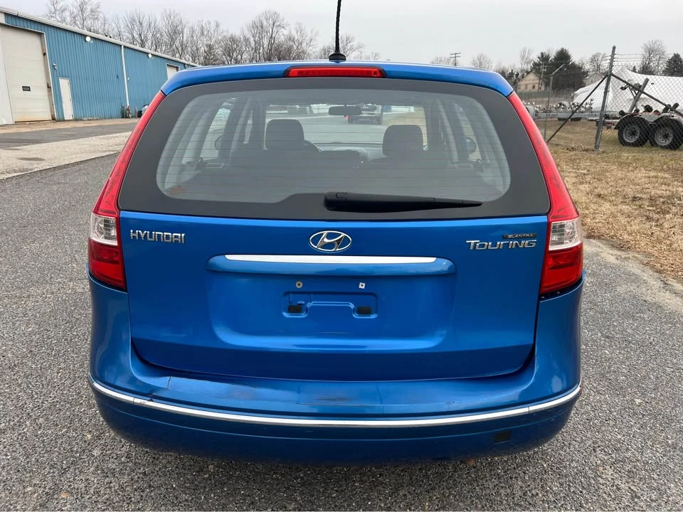 2009 Hyundai Elantra - Image 13 of 15