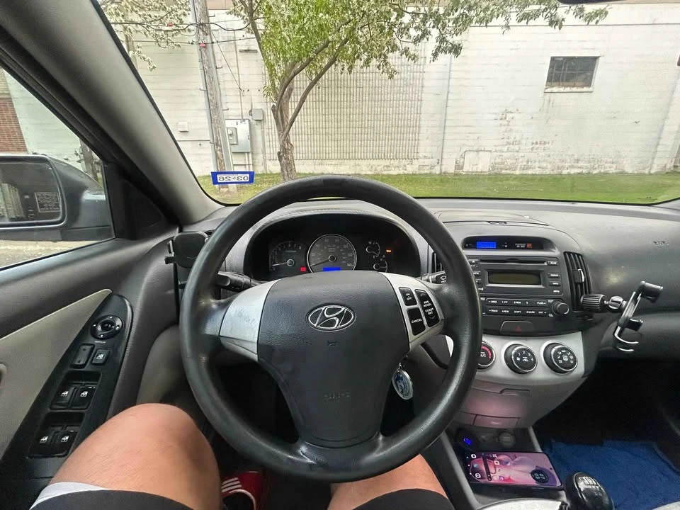 2009 Hyundai Elantra - Image 4 of 11