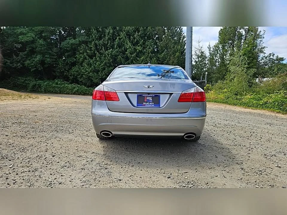 2009 Hyundai Genesis - Image 5 of 20