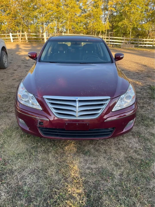 2009 Hyundai Genesis - Image 3 of 17