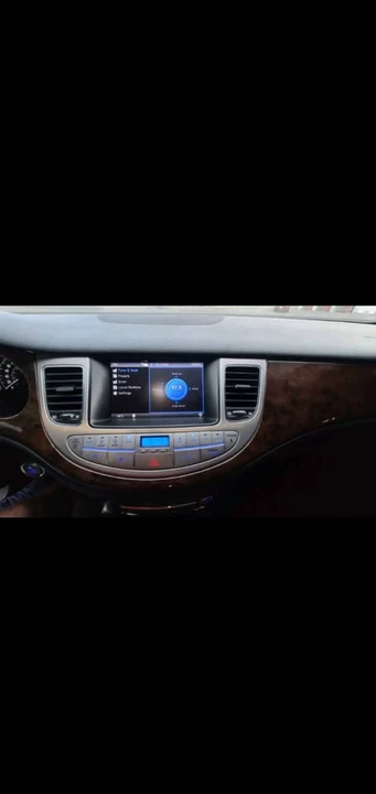 2009 Hyundai Genesis - Image 4 of 10