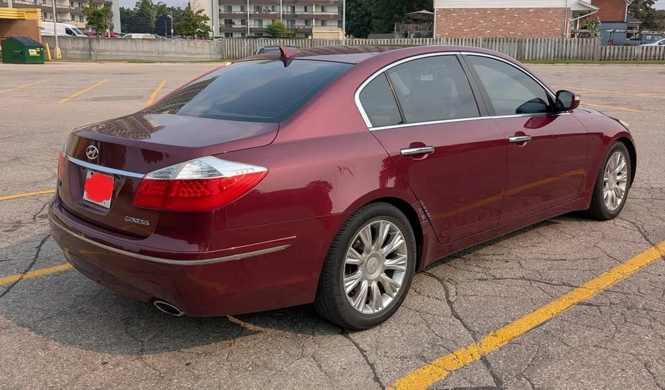 2009 Hyundai Genesis - Image 3 of 13