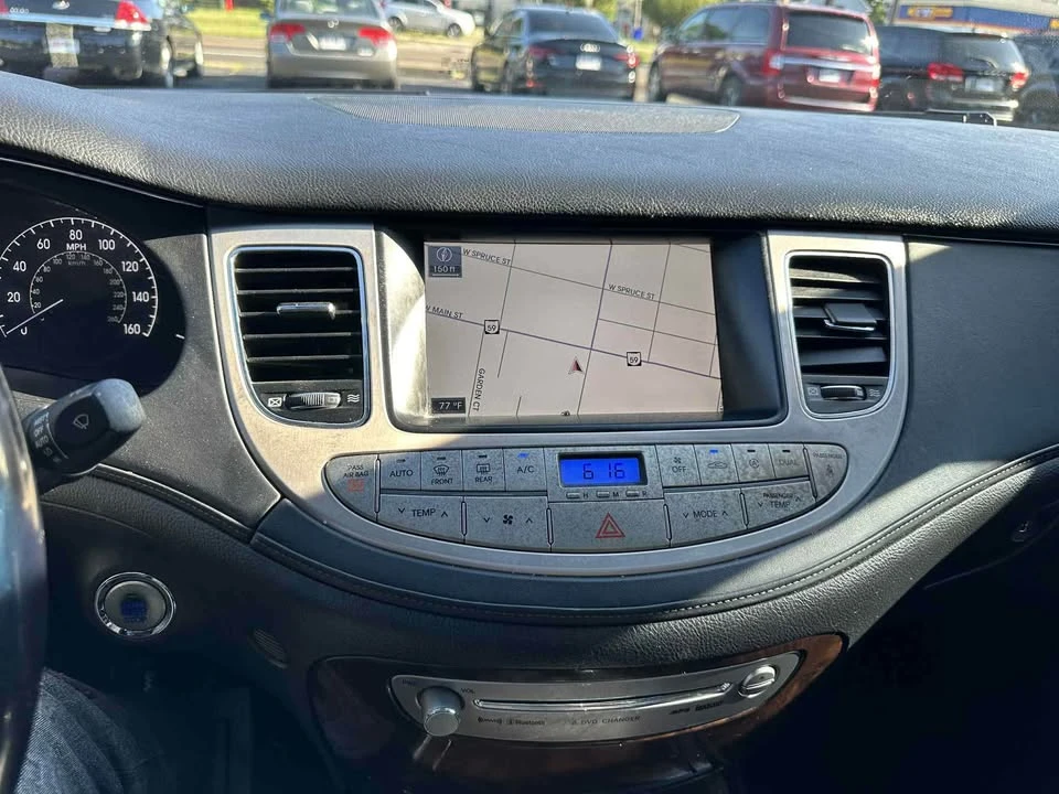2009 Hyundai Genesis - Image 14 of 20