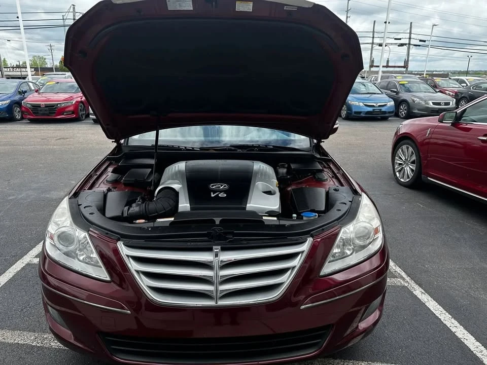 2009 Hyundai Genesis - Image 14 of 20