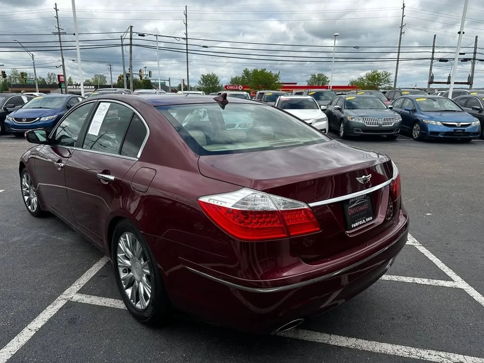 2009 Hyundai Genesis - Image 9 of 20