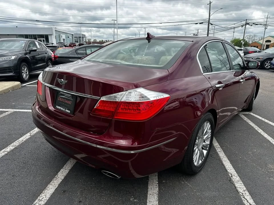 2009 Hyundai Genesis - Image 12 of 20
