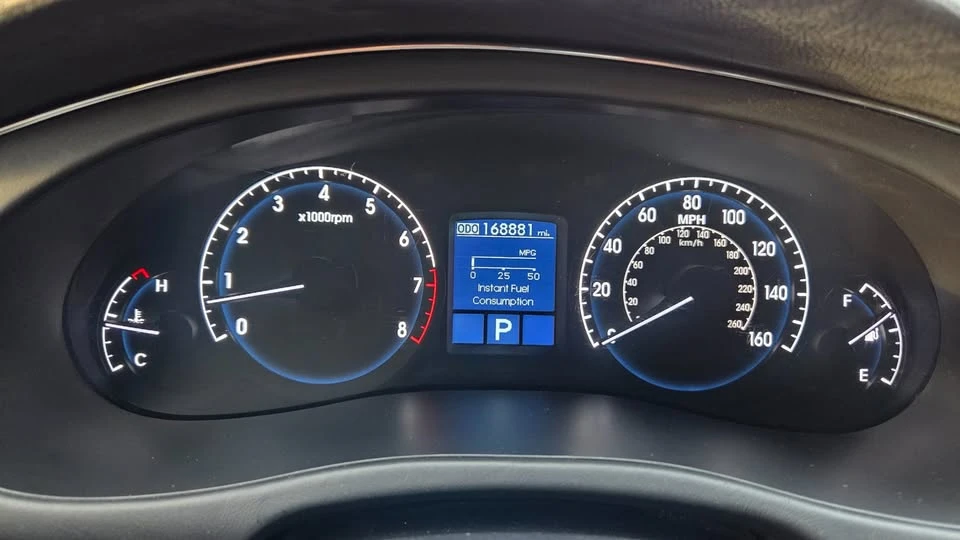 2009 Hyundai Genesis - Image 20 of 20