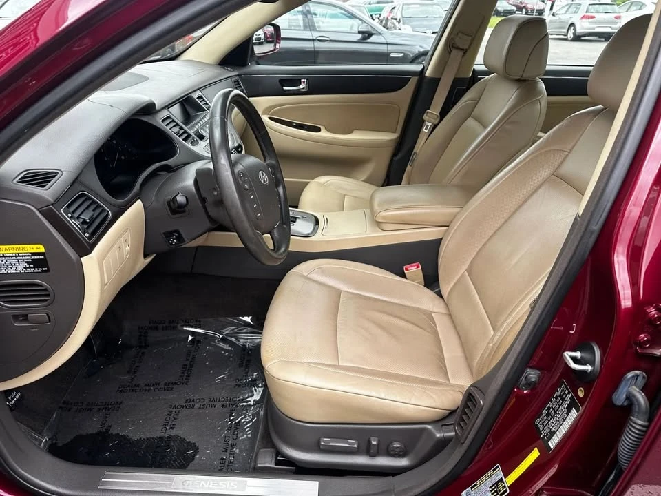 2009 Hyundai Genesis - Image 18 of 20