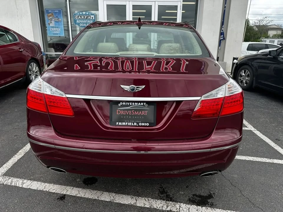 2009 Hyundai Genesis - Image 11 of 20
