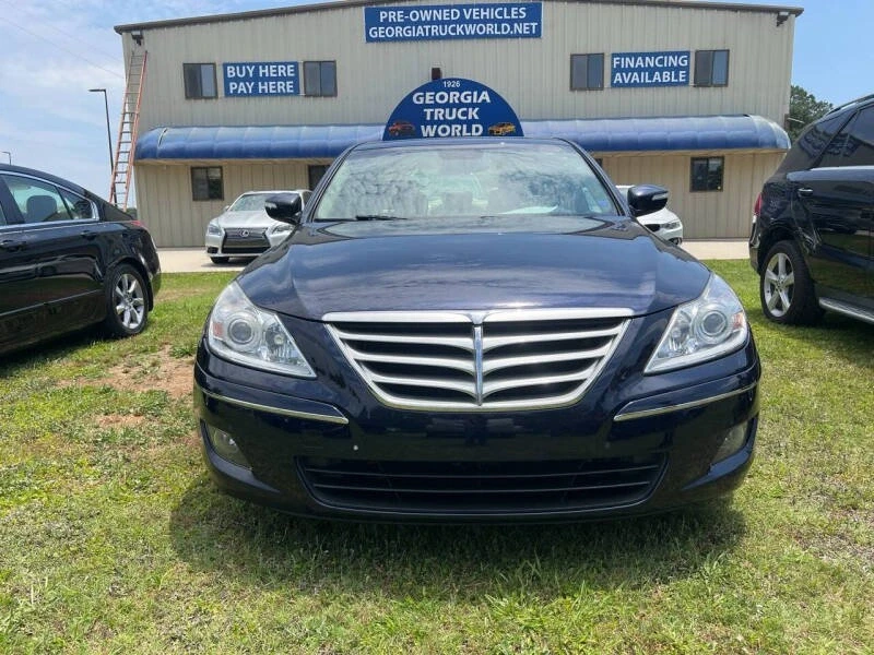2009 Hyundai Genesis - Image 2 of 19