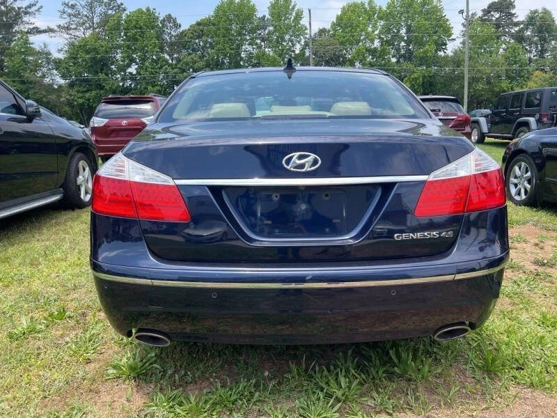 2009 Hyundai Genesis - Image 5 of 19
