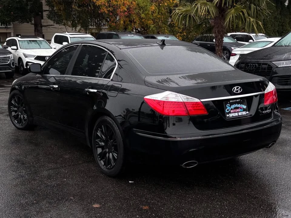2009 Hyundai Genesis - Image 6 of 18