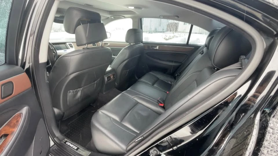 2009 Hyundai Genesis - Image 3 of 8