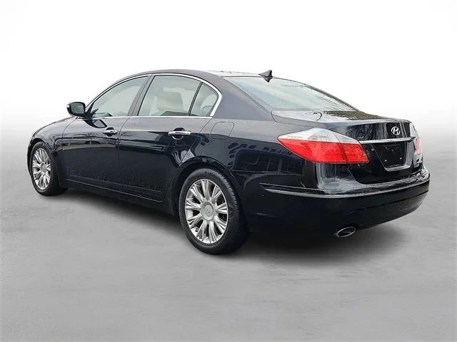 2009 Hyundai Genesis - Image 3 of 17