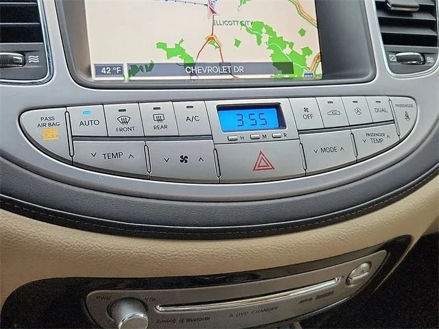 2009 Hyundai Genesis - Image 14 of 17