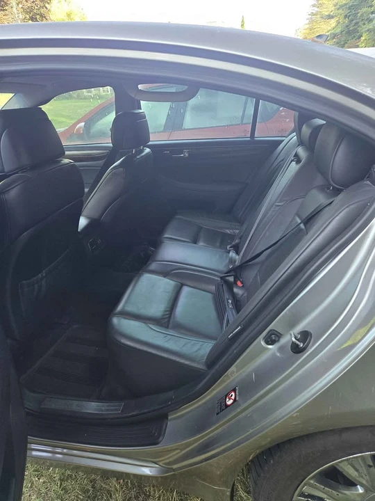 2009 Hyundai Genesis - Image 7 of 11